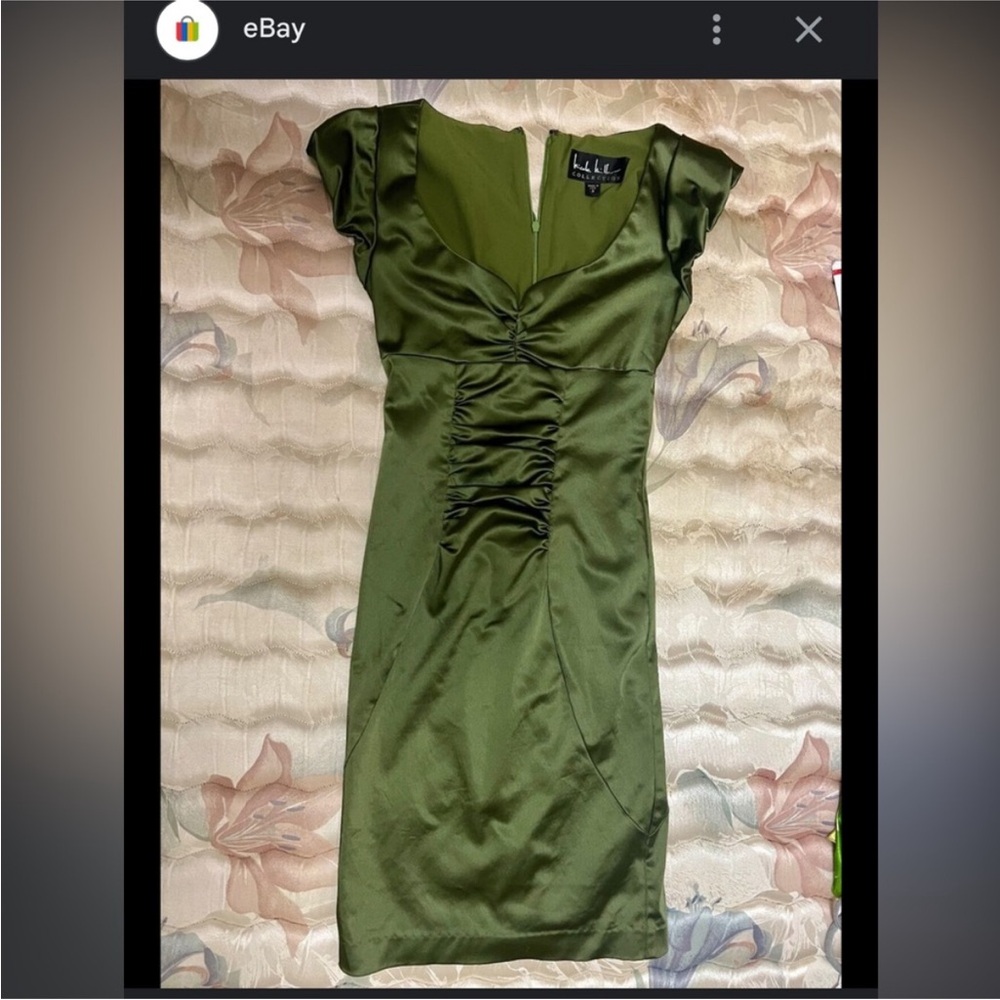 Nicole miller ruched satin lined olive size 6p vintage dress.